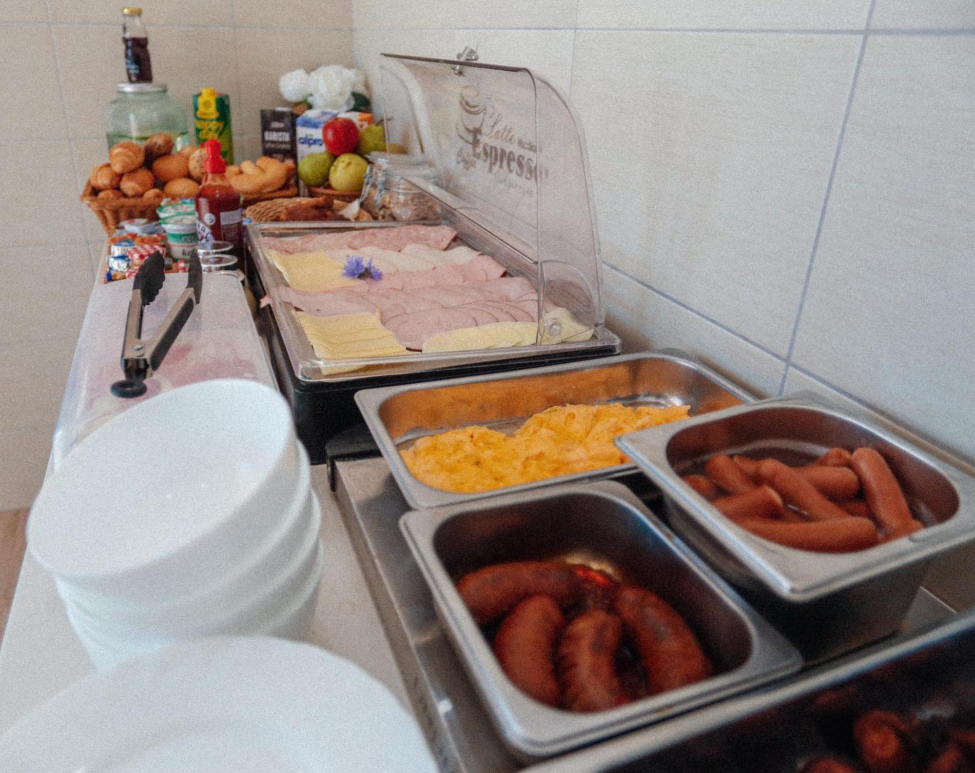 Megnyugtat-Lak Apartmanhaz Demjén Buitenkant foto